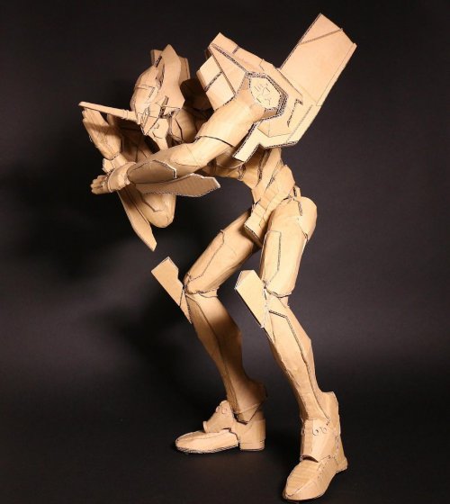 Талантливая японская художница создаёт потрясающие скульптуры из обычных картонных коробок (35 фото)