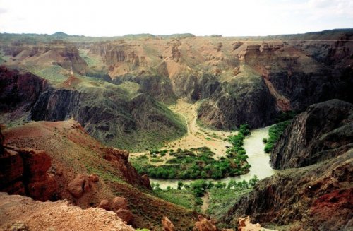 Чарынский каньон: малоизвестная жемчужина Казахстана (5 фото)