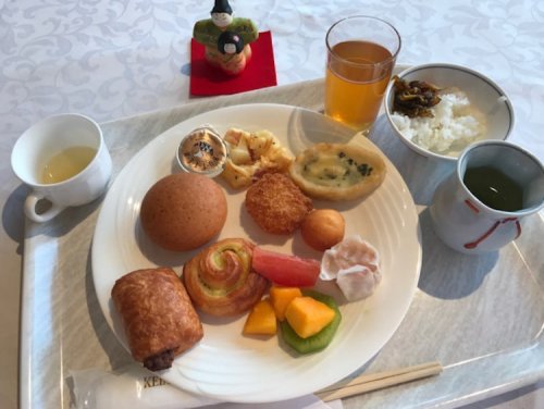Роскошный роддом в Японии, пребывание в котором похоже на проживание в 5-звёздочном отеле (17 фото)