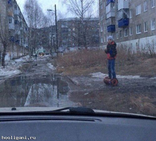 <br />
				Тем временем в России (14 фото)<br />
							